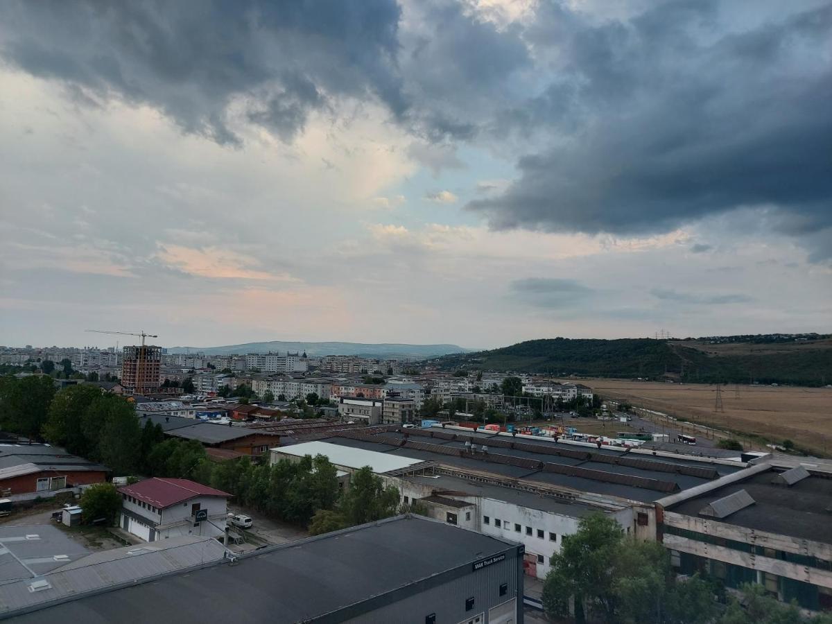 Bya Dream Village Iasi Bagian luar foto